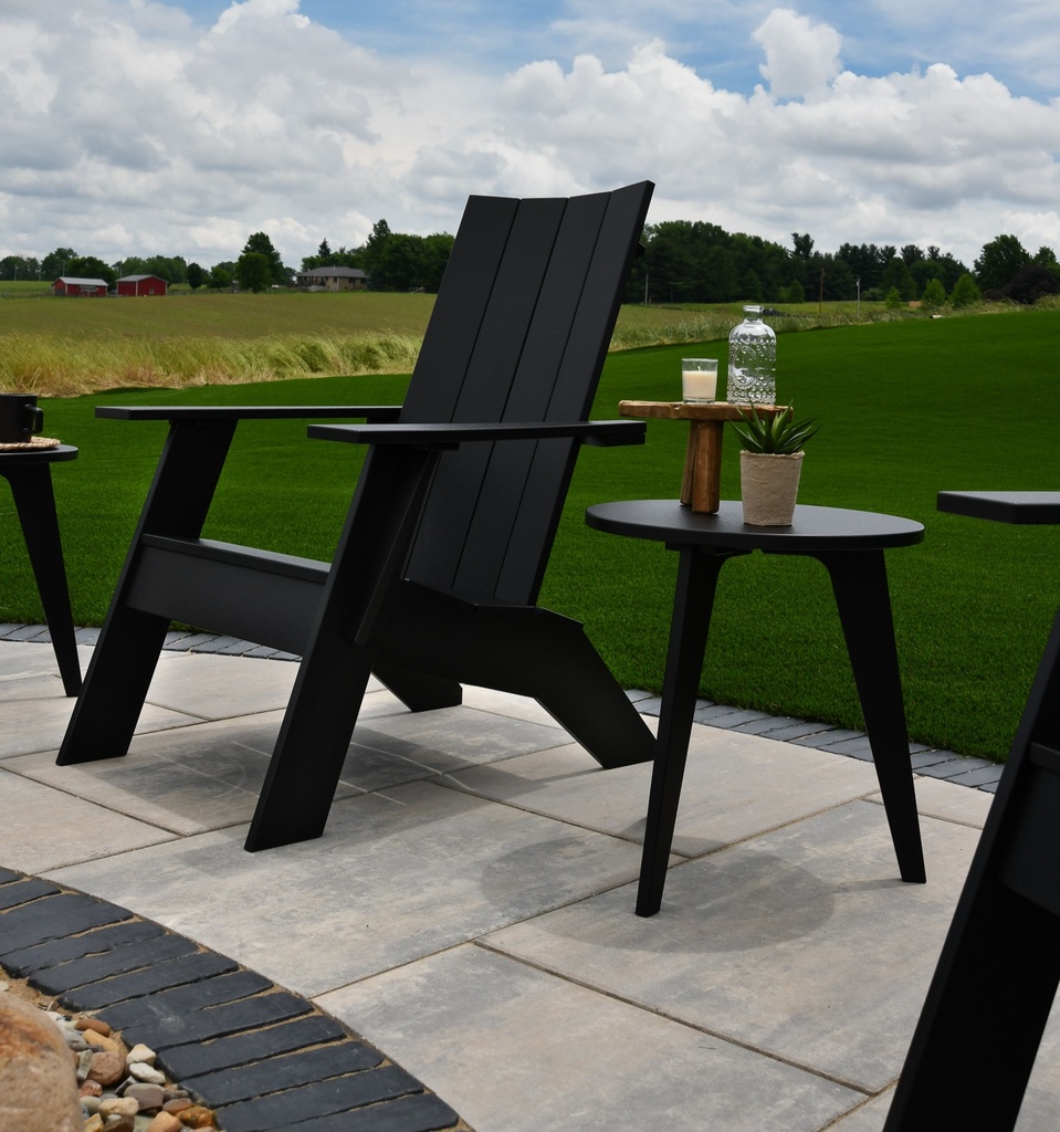 Nordic Round End Table
