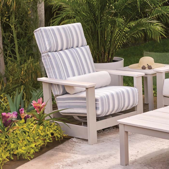 Outdoor Chair Leeward MGP Cushion Supreme Hidden Motion Arm Chair
