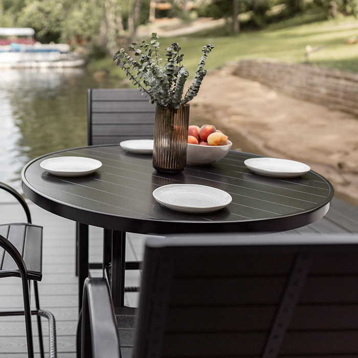 Murphy 42" Round Bar Height Outdoor Table