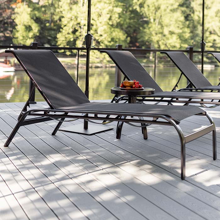 Murphy Sling Chaise Lounge