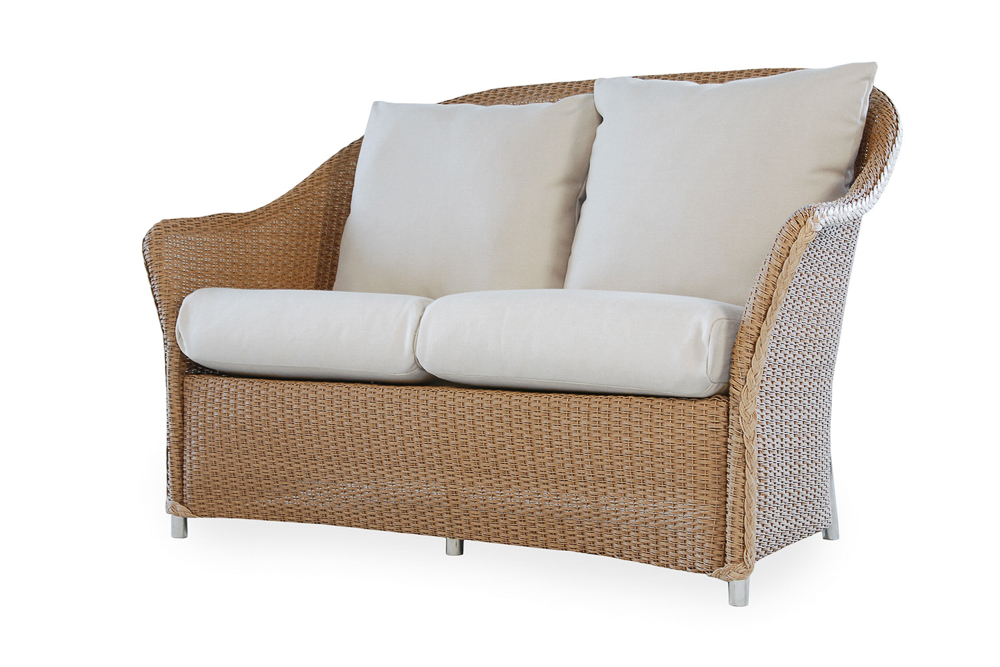 Weekend Retreat Loveseat
