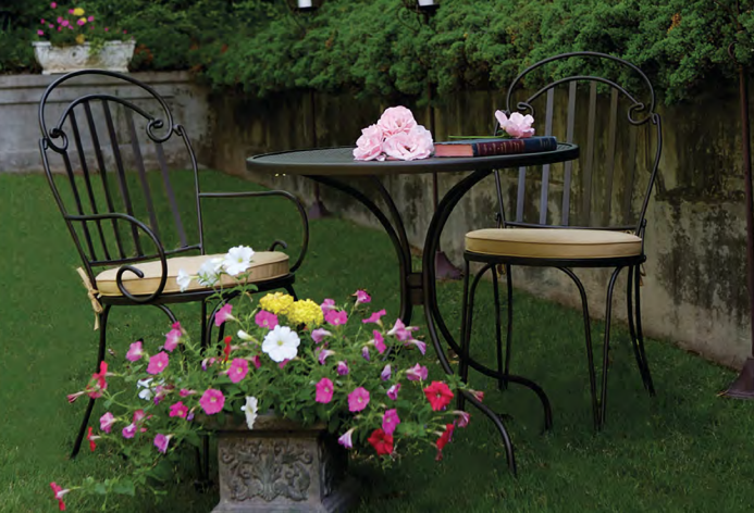 Meadowcraft 48 inch Round Regular Mesh Outdoor Dining Table