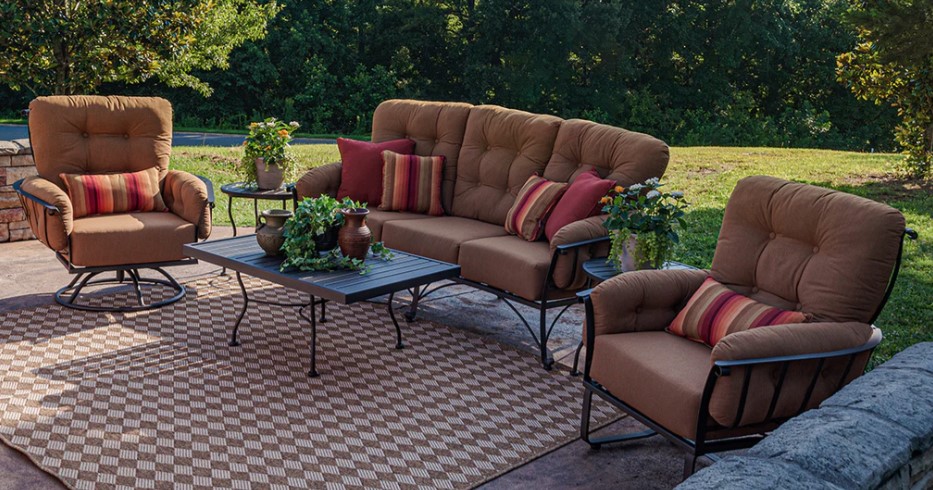 Meadowcraft Patio Small Wood Burning Fire Pit