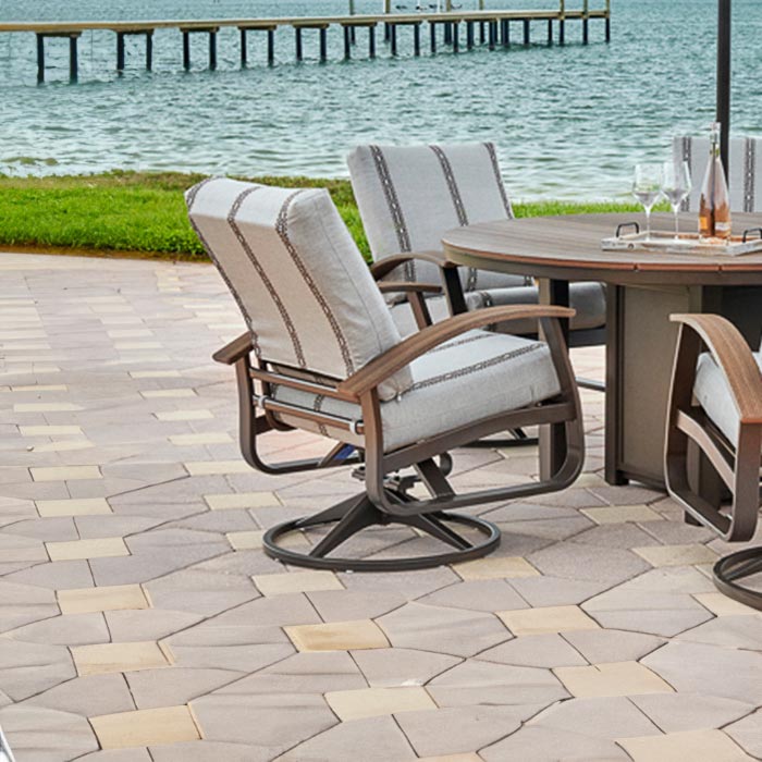 Belle Isle Outdoor Single Seat Glider