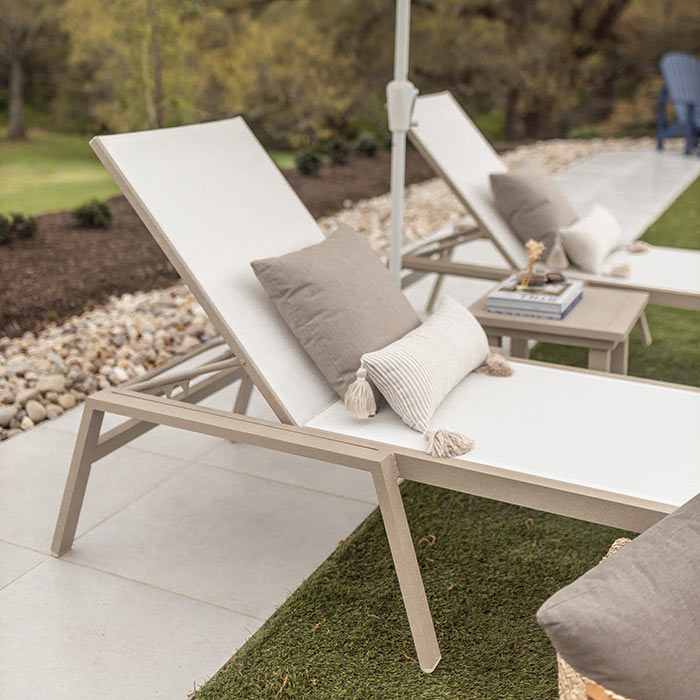 Vida Sling Chaise Lounge Outdoor