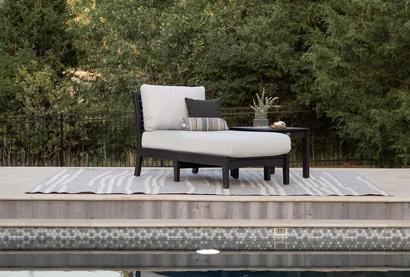 Classic Terrace Armless Chaise Lounge