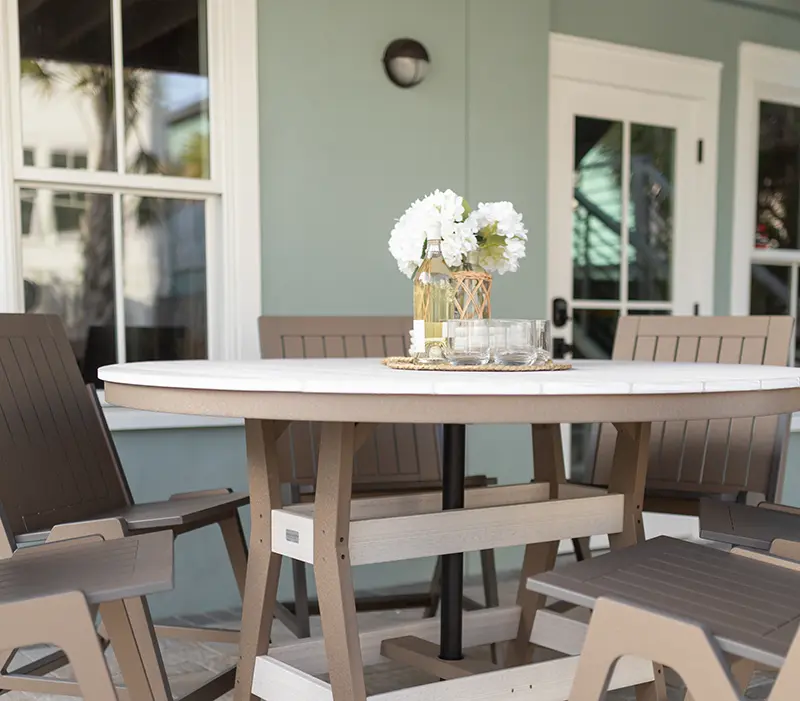 Harbor 60" Round Dining Table