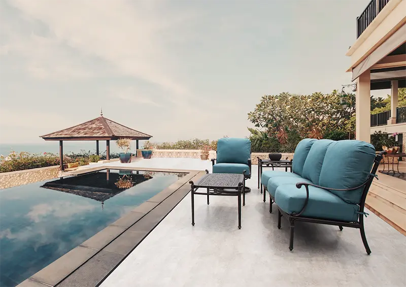 Grand Tuscany Club Swivel Rocker