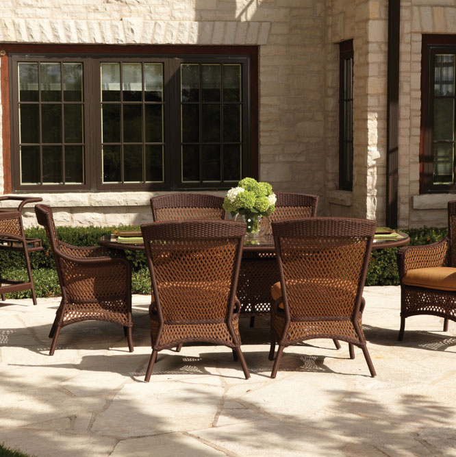 Grand Traverse 84" Oval Umbrella Dining Table