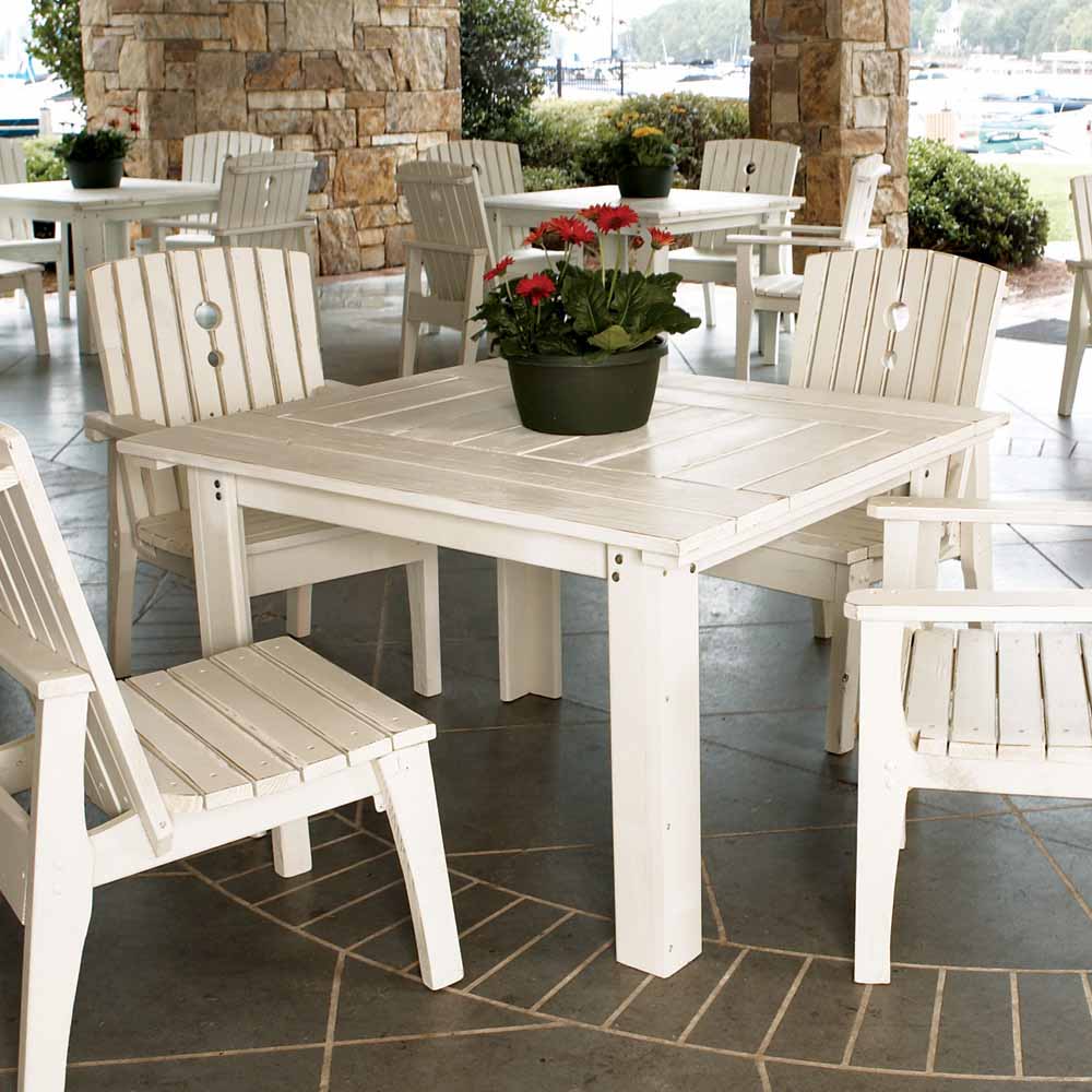 Behren's 48" Dining Table