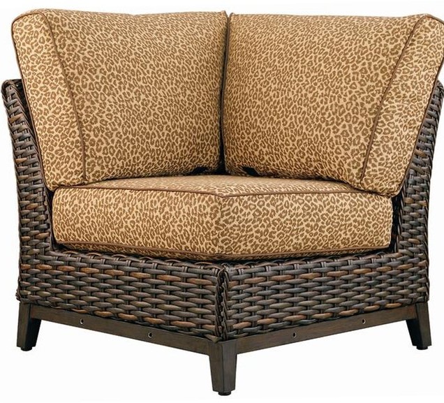 Catalina 90 Degree Corner