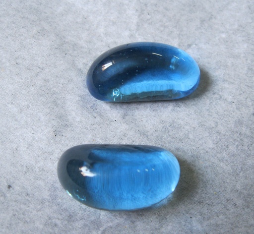 Fire Gems Sapphire 5 Lbs