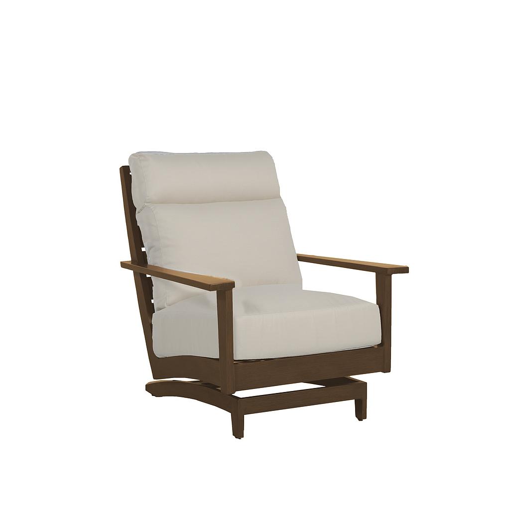 Kennebunkport Spring Lounge