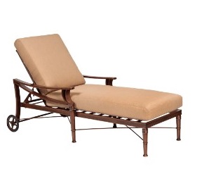 Arkadia Cushion Adjustable Chaise Lounge